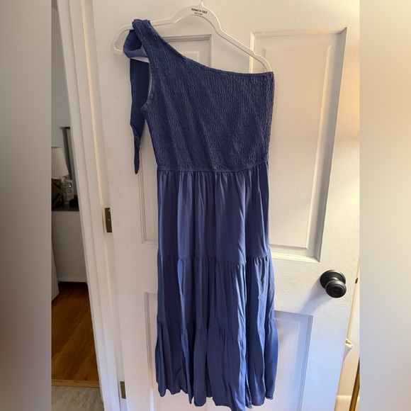 Chic One-Shoulder Blue Dress - Picture 1 of 2